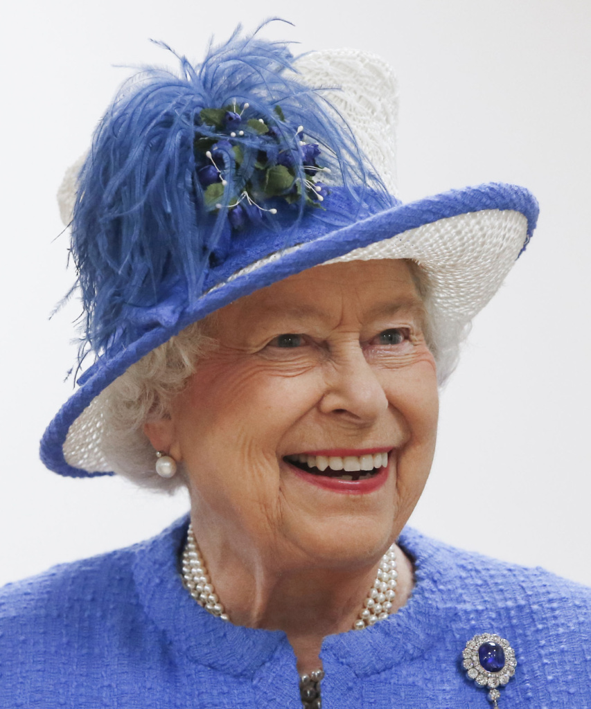 queen_90_0-853x1024.jpg